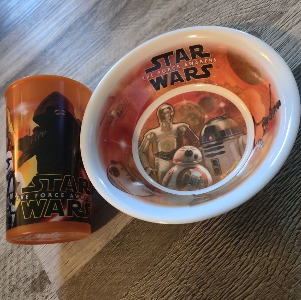 Star‎ Wars Force Awakens Kids Trudeau Dinnerware Set Bowl & Cup R2D2 BB-8 Kylo